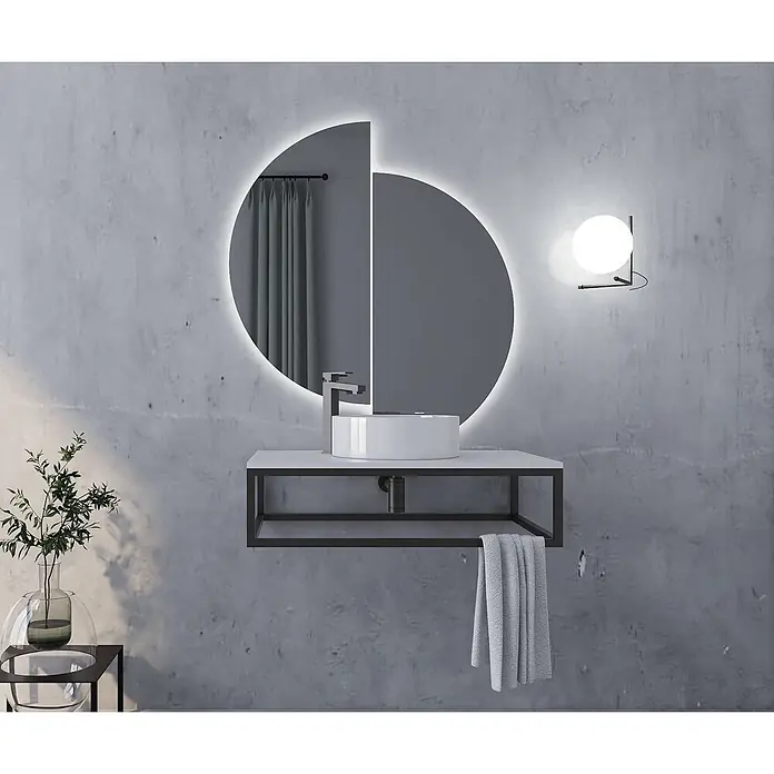 Poalgi Aufsatzwaschbecken CILIN - 36 x 36 cm, Mit schmutzabweisender Glasur, Hahnloch: Ohne, Ohne Überlauf, Weiß - Moderne Badezimmer-Waschtischanlage mit rundem LED-Spiegel, weißem Aufsatzwaschbecken und schwarzem Metallgestell mit weißer Arbeitsplatte.