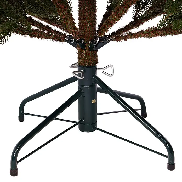 Black Box Trees Künstlicher Weihnachtsbaum Meran - Höhe: 185 cm, Grün - Dunkelgrüner Metall-Weihnachtsbaumständer mit Feststellschrauben, der den braun-grünen Kunstbaumstamm und die Äste trägt.