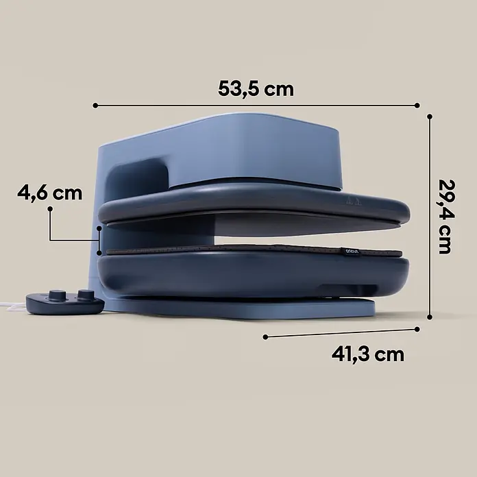 Cricut Transferpresse Autopress 2 - 53,5 x 41,3 x 29,4 cm, Drucktechnologie: Wärmeübertragung, Slate Blue - Zweifarbige blaue Heizpresse, geöffnet, mit Maßangaben.