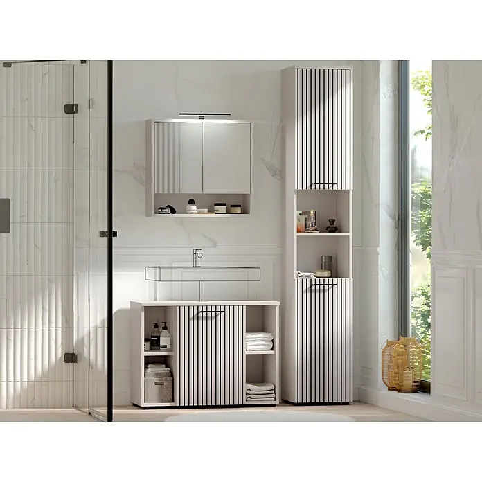 Respekta Badmöbel-Set Lina - Gesamtbreite Badmöbel: 130 cm, Kaschmir, Matt, Mit Beleuchtung - Helle Badmöbel mit schwarzen vertikalen Streifen: Spiegelschrank, Hochschrank und Waschtischunterschrank in einem modernen Badezimmer.
