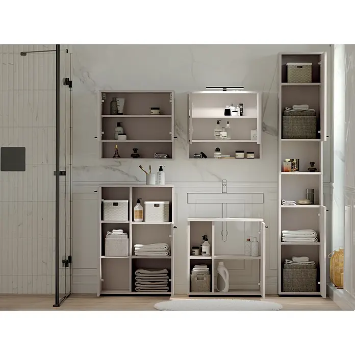 Respekta Badmöbel-Set Lina - Gesamtbreite Badmöbel: 185 cm, Kaschmir, Matt, Mit Beleuchtung - Hellfarbene Badschränke in einem modernen Badezimmer, mit Wand- und Standelementen für Toilettenartikel und Handtücher.