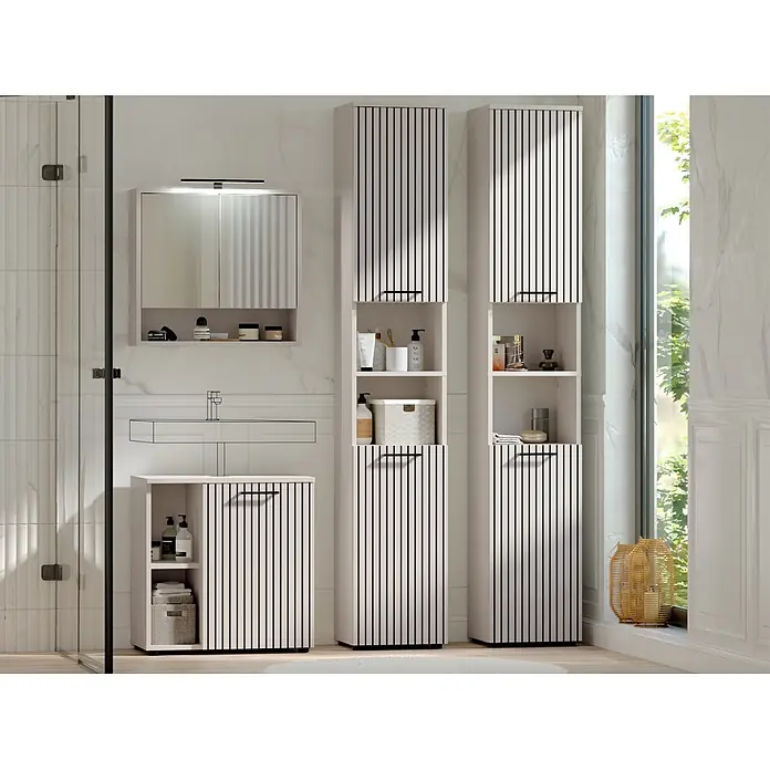 Respekta Badmöbel-Set Lina - Gesamtbreite Badmöbel: 160 cm, Kaschmir, Matt, Mit Beleuchtung - Weiße Badmöbel mit schwarzen vertikalen Lamellenfronten und Griffen, bestehend aus Spiegelschrank, Waschtisch und Hochschränken.