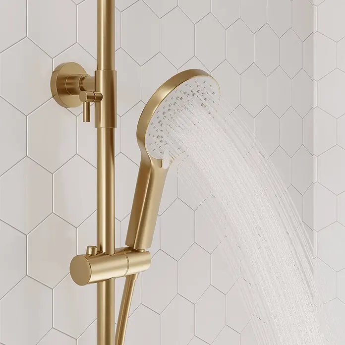 LOMAZOO Thermostat-Duschsystem Aurelia mit Regendusche Gold -  - Goldenes Duschkopfsystem mit Brausestange, das Wasser sprüht.