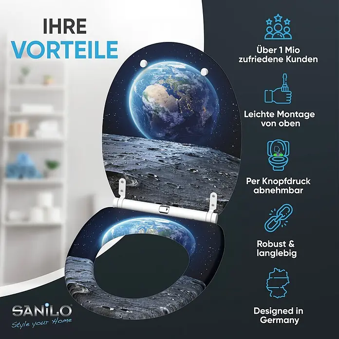 SANILO WC-Sitz Earth mit Schnellverschluss - MDF, Schwarz, Mit Absenkautomatik - Ein Toilettensitz mit detailliertem Erd- und Mondmotiv, Weltall und Kratern, präsentiert in einer Werbegrafik.