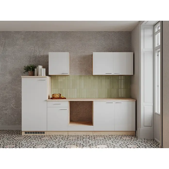 Respekta Küchenleerblock Petunia - Breite: 270 cm, Weiß, Ohne Elektrogeräte - Weiße Küchenschränke mit hellen Holzdetails und Arbeitsplatte, inklusive integriertem Gerätefach, in einer modernen Küche.