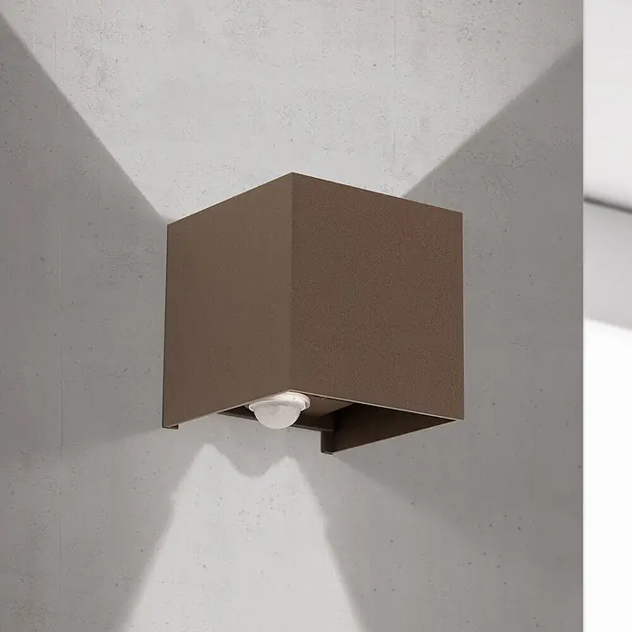 Orion Leuchten LED-Sensor-Außenwandleuchte Cube - 13 W, L x B x H: 10 x 10 x 10 cm, Corten, Klar, Warmweiß - Braune quadratische Außenwandleuchte mit integriertem Bewegungsmelder.