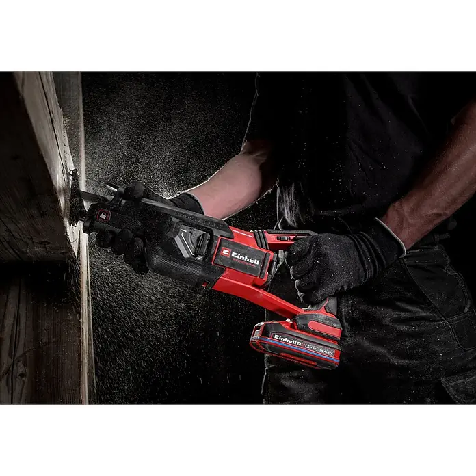 Einhell Professional Power X-Change 18V Akku-Pendelhubstichsäge TP-AP 18/32 Li BL - Solo - 18 V, Anzahl Akkus: Ohne Akku - Anwendungsbeispiel