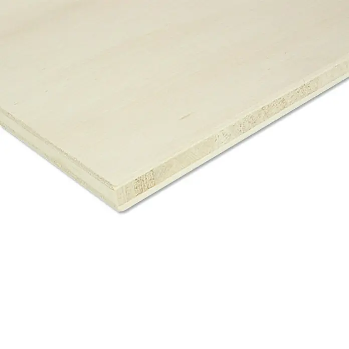 Tischlerplatte nach Maß - Pappel, L x B: 2.600 x 1.850 mm, Stärke: 13 mm - Nahaufnahme einer hellen, unbehandelten Holzplatte, die die Textur und die Schichtstruktur des Materials hervorhebt. Ideal für DIY-Projekte.