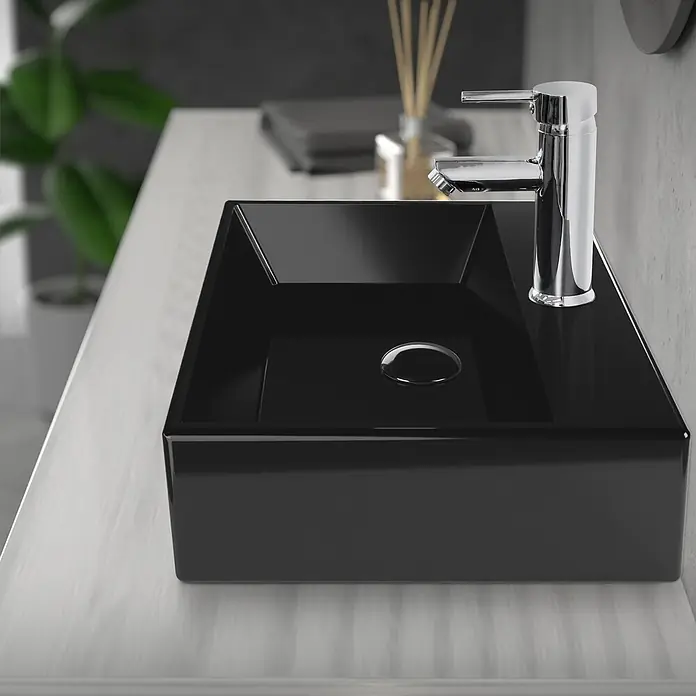 LuxeBath Standventil Universal Schwarzglänzend Keramikdeckel mit Überlauf - Schwarzglänzend