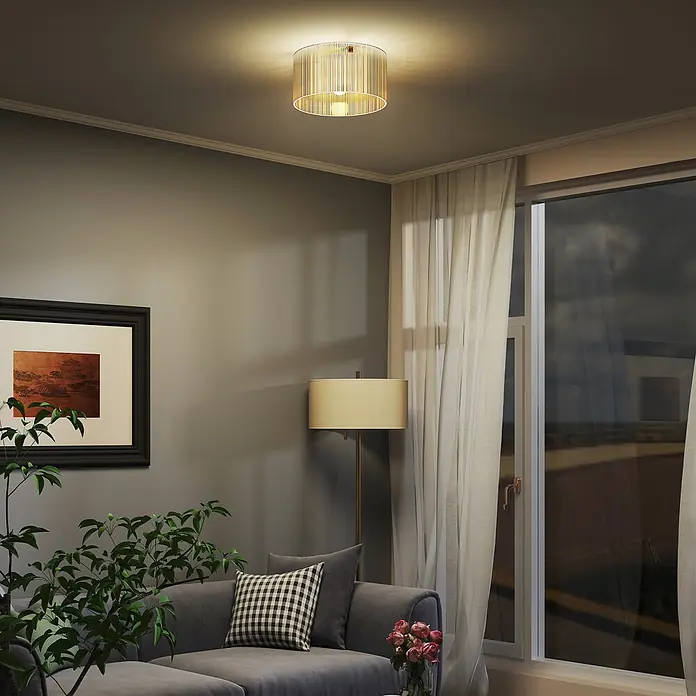 Homcom Deckenleuchte rund - 40 W, Ø x H: 32 x 16,5 cm, Transparent, Transparent, E27 - Zylindrische goldfarbene Deckenleuchte mit Lamellen in einem Wohnzimmer, die warmes Umgebungslicht spendet.