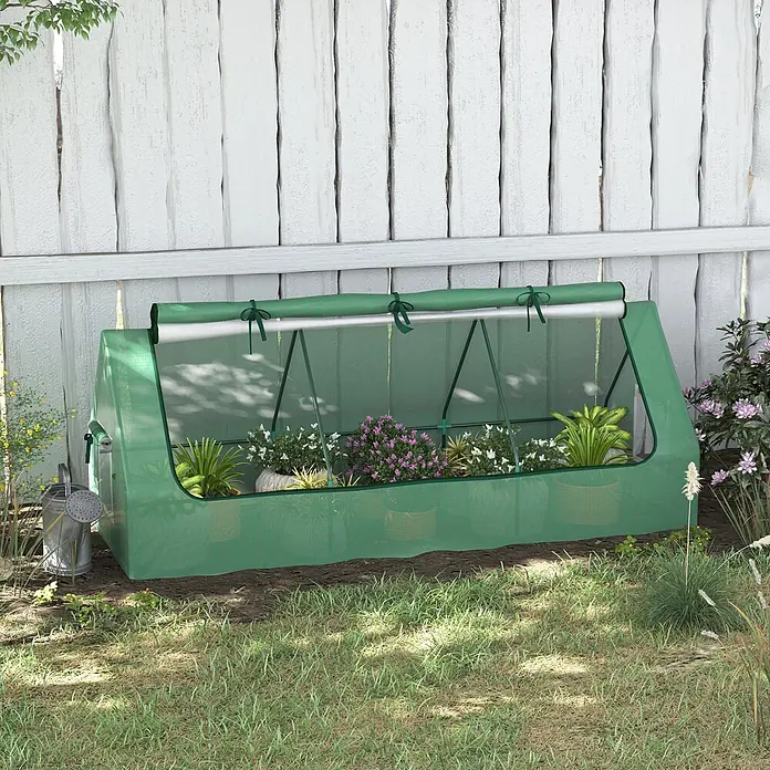 SONNENH Gewächshaus - 240 x 90 cm, Material Seitenwand: Kunststoff, Grün - Grünes Minigewächshaus mit aufgerollter Tür im Garten, schützt Topfpflanzen.