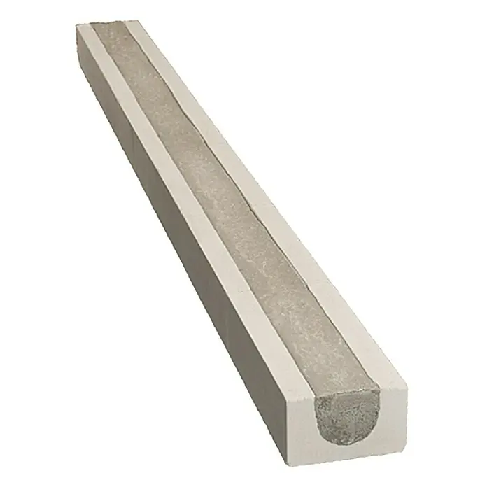 Kalksand-Sturz NF - 125 x 11,5 x 7,1 cm - Bild einer Betonrinne mit einem U-förmigen Querschnitt, ideal für Entwässerungssysteme im Garten- und Landschaftsbau.
