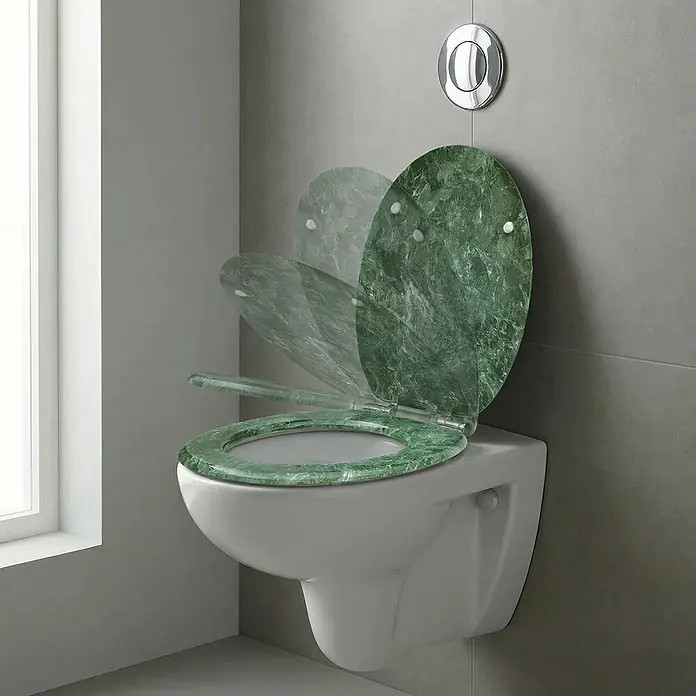 SAINOS WC-Sitz MDF WC-Sitz, Grün, Universal-O-Form, Absenkautomatik, Unten - MDF, Grün, Mit Absenkautomatik - Wand-WC mit grünem Marmor-Sitz, der sich in einem modernen Badezimmer öffnet.