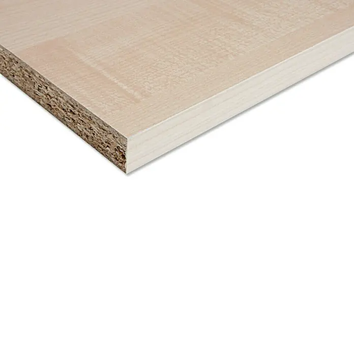 Möbelbauplatte - Ahorn, 260 x 20 x 1,9 cm - Nahaufnahme einer hellen, beschichteten Spanplatte, die die Textur und Zusammensetzung des Materials zeigt.