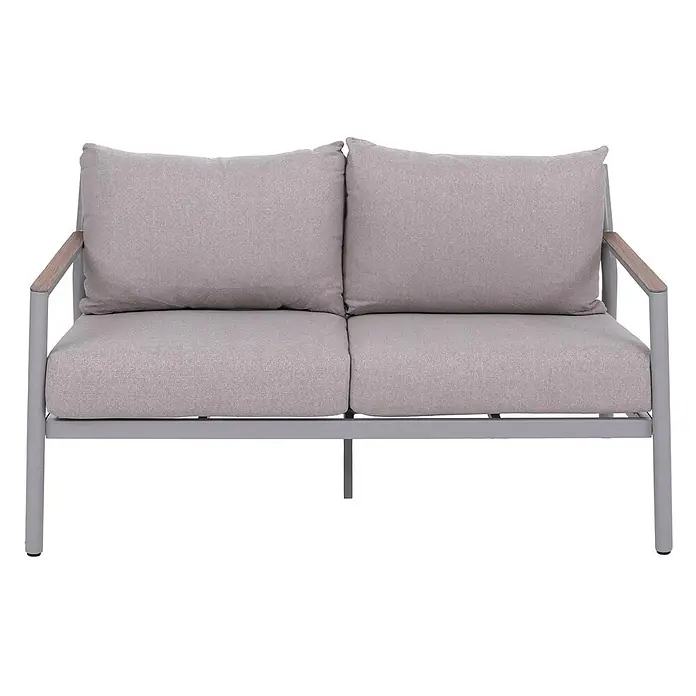 Aluminium Gartengarnitur | Lounge-Set Sitzgruppe Sofa Gartenlounge | Stoff/Textil Olefin 210g/m2 | Creme-Beige -  - Zweisitziges Outdoor-Sofa mit hellgrauen Stoffkissen, grauem Metallrahmen und Holzarmlehnen.