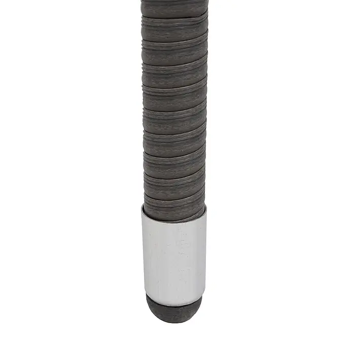 Poly-Rattan Garnitur | Balkon-/Garten-/Lounge-Set Sofa Sitzgruppe | Grau | Kissen Dunkelgrau -  - Dunkelgraues umwickeltes Möbelbein mit silberner Metallkappe und dunklem Fuß.
