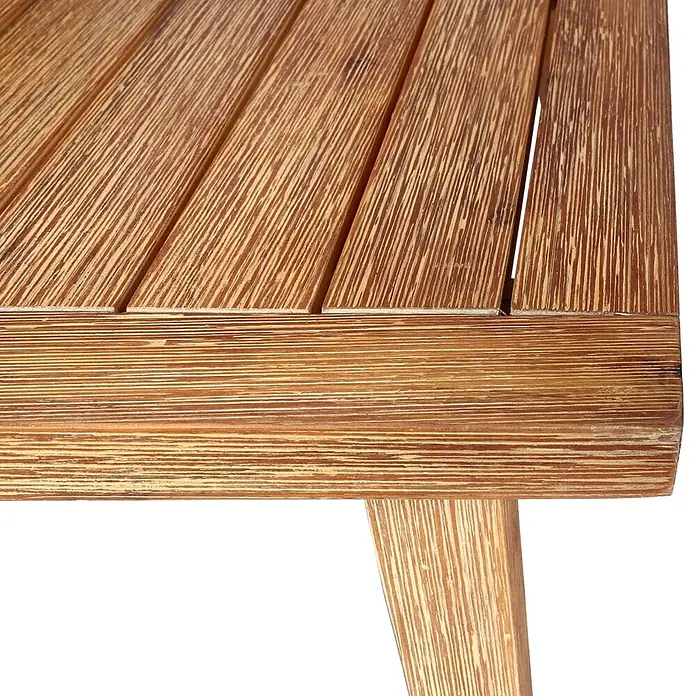 Mendler Loungemöbel-Set HWC-L30 - 3 -tlg., Holz, Polster dunkelgrau, Dunkelgrau - Nahaufnahme einer rustikalen Holztischecke mit ausgeprägter Maserung, Lattenplatte und Bein.