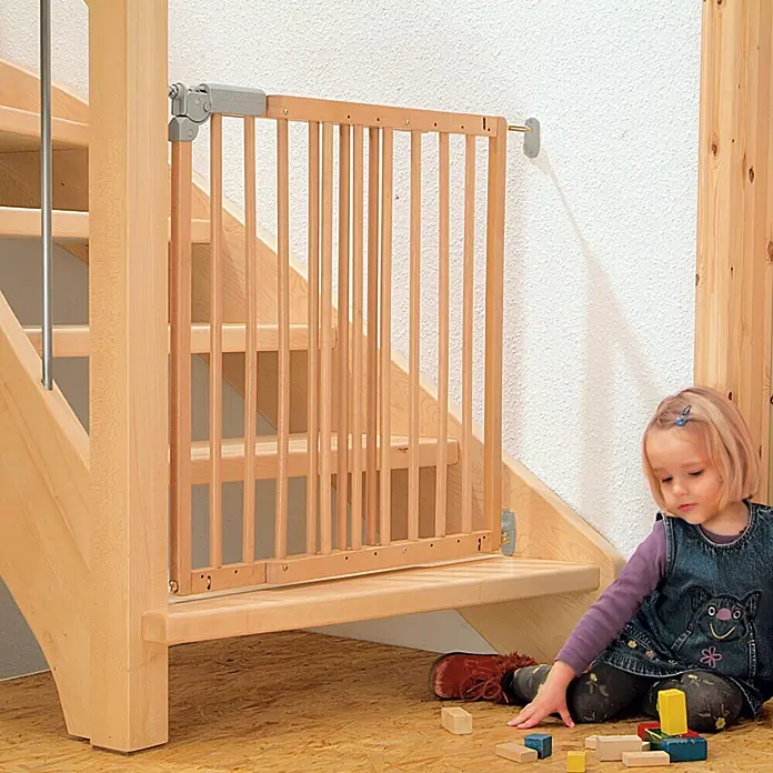 Star Stairs Sicherheitsgitter Pia - Höhe: 71 cm, 75,6 cm - 110,4 cm - Das Treppenschutzgitter aus Holz sorgt für Sicherheit. Es ist stabil und einfach zu montieren, um Kinder vor Stürzen zu schützen.