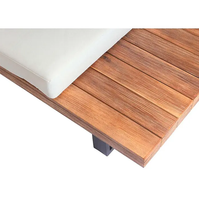 Mendler Loungemöbel-Set HWC-H54 - 3 -tlg., Holz, Hellbraun, Polster cremeweiß, Hellbraun, Polster cremeweiß - Outdoor-Möbel aus Holzlatten mit weißem Kissen und schwarzem Bein.