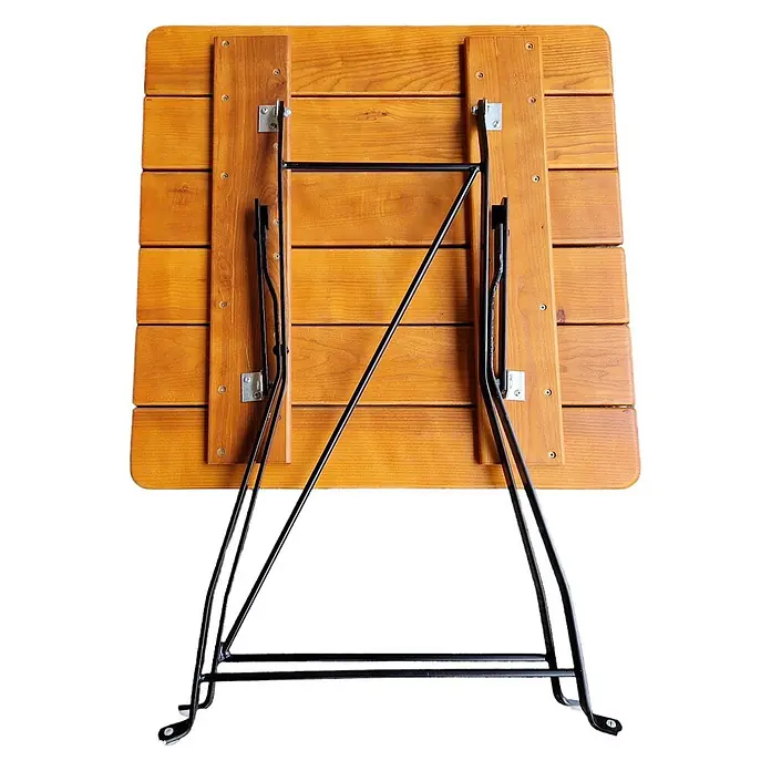 CHEFGASTRO BERGTAL Made in Germany HxBxT 74x70x70cm klappbar wetterfest & UV-beständig Eschenholz Schwarz/Brau 2 Personen -  - Unterseite eines Klapptisches mit hellbrauner Holzplatte und schwarzen Metall-Klappbeinen.