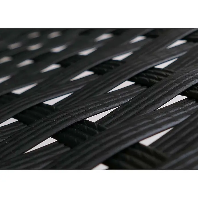 Mendler Loungemöbel-Set HWC-P74 - 3 -tlg., Polyrattan, Schwarz, Polster grau, Schwarz, grau - Nahaufnahme von schwarzem geflochtenem Kunststoffrattan mit diagonalem Muster.