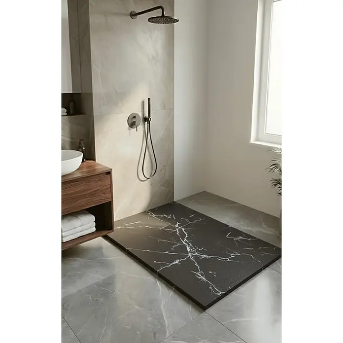 Plato de ducha Nova - L x An: 100 x 90 cm, Resinas sintéticas, Calacata negro y blanco - Plato de ducha efecto mármol negro, integrado sin fisuras en el suelo de un baño moderno.