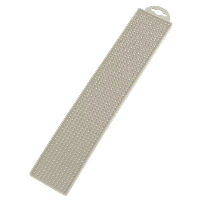 Wenko Abtropfmatte - 450 x 80 mm, Beige - Helle beige strukturierte Matte mit Noppen und Griff, möglicherweise ein Tier-Schleckmatte oder Slow Feeder.
