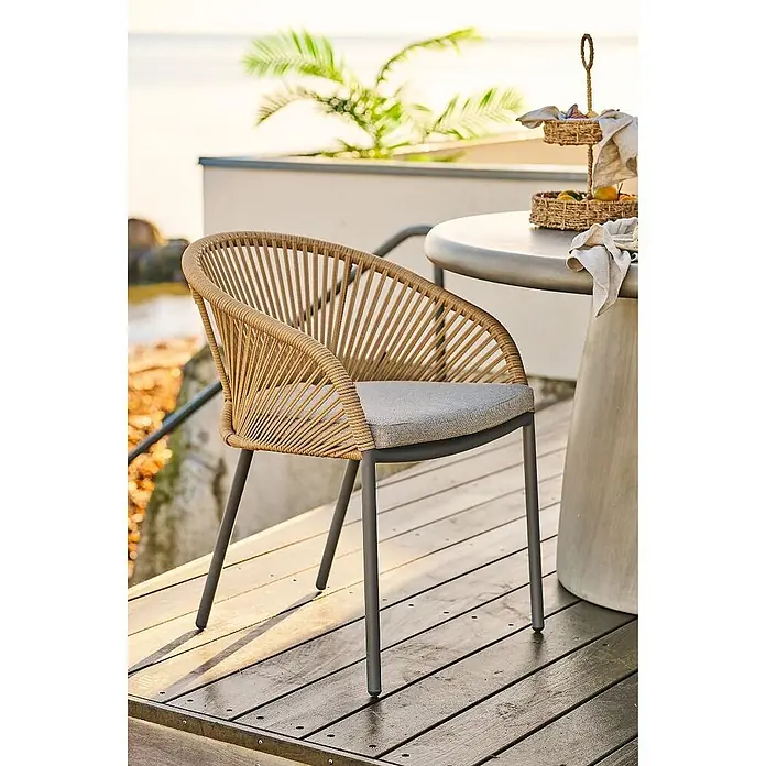 Ebuy24 Gartenstuhl Noomi 2er-Set - 2 Stk., Aluminium, Polyester, Sandfarben, B x T x H: 64 x 58 x 77 cm