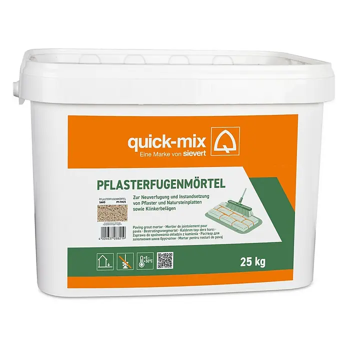 Quick-Mix Pflasterfugenmörtel - Sand, 25 kg - Weißer quick-mix 25 kg Eimer Fugenmörtel für Pflastersteine, sandfarben, mit orange-grünem Etikett.