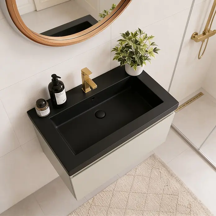 LOMAZOO Badezimmermöbel Greige 60cm - Schwarzes Waschbecken - Beige-graues Waschbeckenmöbel - Schwebender Waschbeckenunterschrank [MODENA] -  - Moderner Waschtisch mit integriertem schwarzem Waschbecken, hellgrauem Schrank und goldener Armatur.