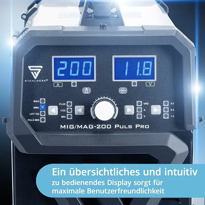 STAHLWERK MIG/MAG-Schweißgerät 200 Puls Pro - Schweißstrom: 200 A, 230 V - 230 V - Nahaufnahme des dunkelgrauen Bedienfelds einer Schweißmaschine mit blauen Digitalanzeigen und weißem Drehknopf.
