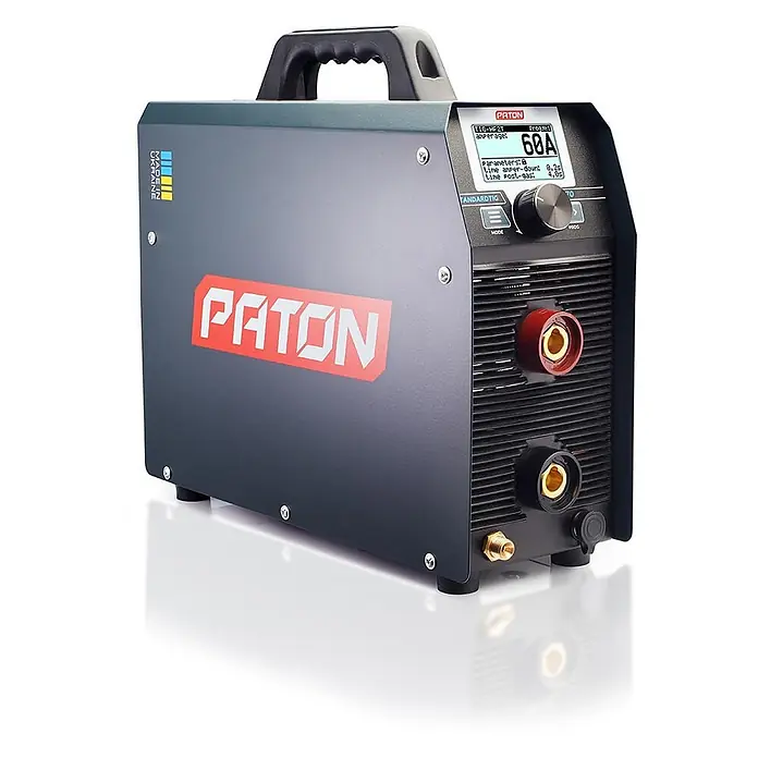 PATON WIG-Schweißgerät StandardTIG-270-400V - Schweißstrom: 270 A, 400 V - Dunkelgrauer Paton Schweißinverter mit Digitalanzeige, rotem Logo und Tragegriff.