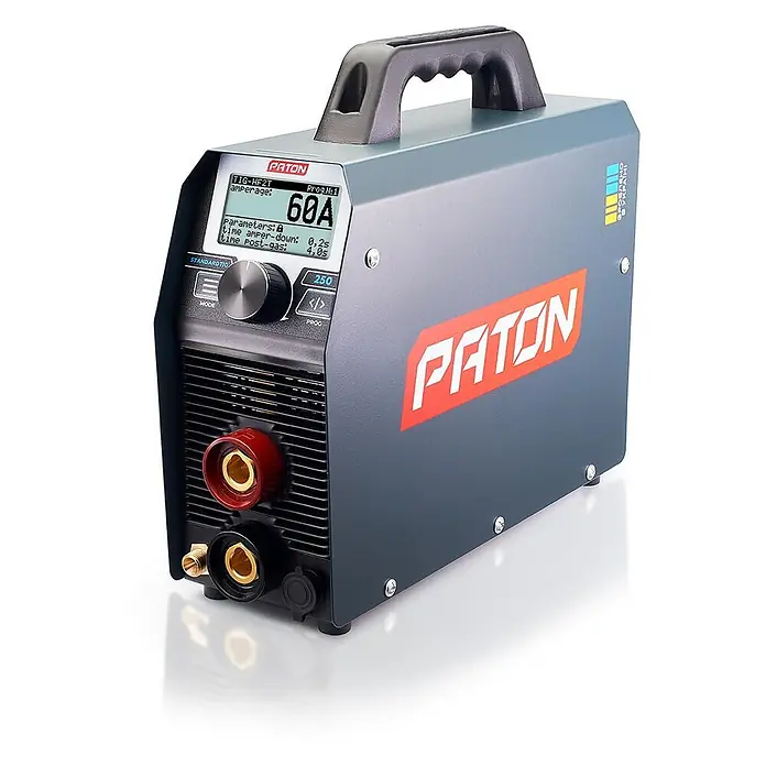 PATON WIG-Schweißgerät StandardTIG-250 - Schweißstrom: 250 A, 230 V - Dunkelgrauer PATON TIG-HF2T Schweißinverter mit Griff, Digitalanzeige (60A) und Frontanschlüssen.