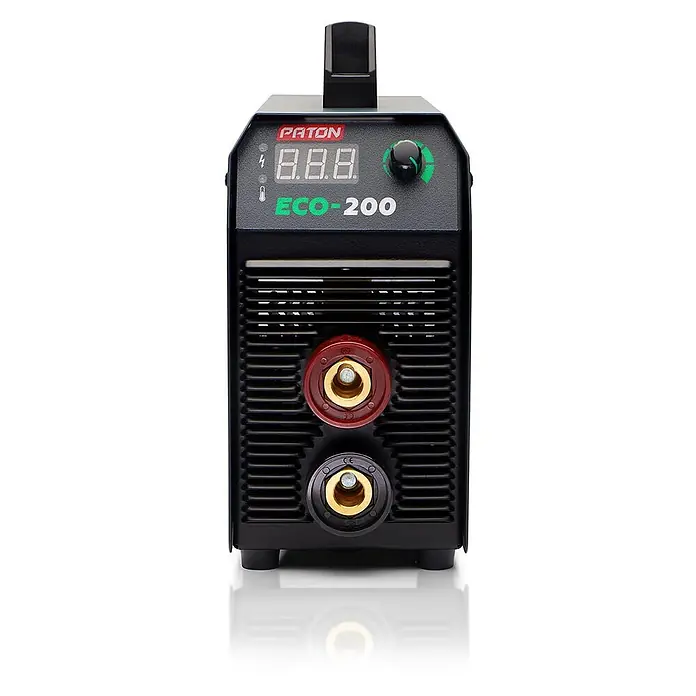 PATON Elektrodenschweißgerät ECO-200-C - Schweißstrom: 200 A, 230 V - Ein schwarzes PATON ECO-200 Inverter-Schweißgerät mit Digitalanzeige, Drehknopf und roten und schwarzen Ausgangsanschlüssen.