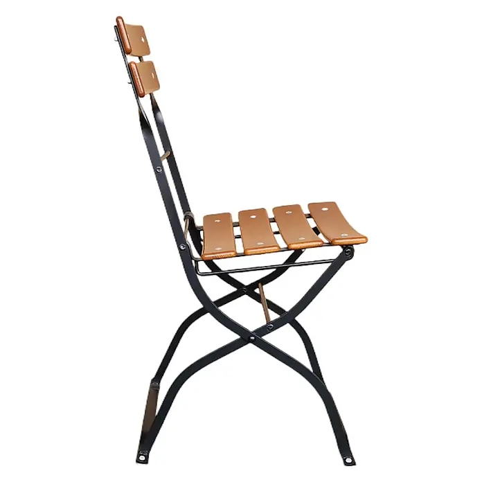 CHEFGASTRO Biergartenstuhl BERGWIESE Made in Germany 1-Sitzer HxBxT 89x40x35cm wetterfest & UV-beständig Eschenholz Schwarz/Braun -  - Schwarzer Metall-Klappstuhl mit hellbraunen Holzlatten für Sitz und Rückenlehne.
