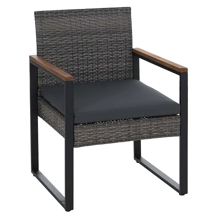 Mendler Loungemöbel-Set HWC-P74 - 3 -tlg., Polyrattan, Grau, Polster grau, Grau - Grauer Rattan-Gartenstuhl mit schwarzem Metallrahmen, Holzarmlehnen und dunkelgrauem Kissen.