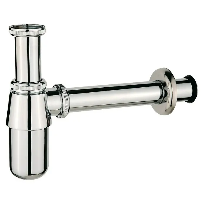 Waschtisch-Siphon - 1 ¼″, Verchromt - Ein verchromter Siphon, der typischerweise unter einem Waschbecken montiert wird. Der Siphon ist glänzend und reflektiert das Licht.