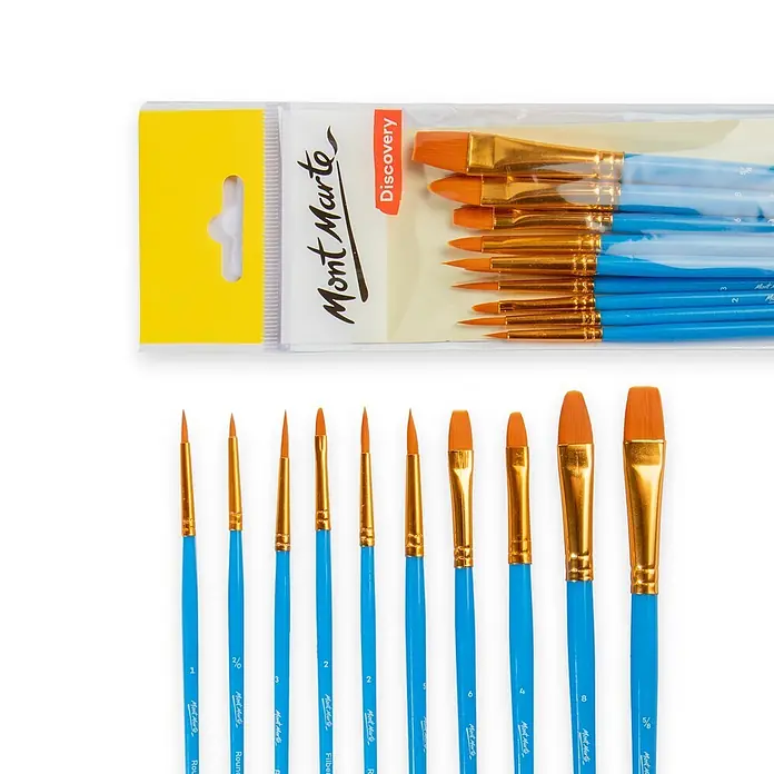 Mont Marte Künstlerpinsel-Set Discovery Assorted - 10 -tlg., Größe Pinsel: Flachpinsel: Größe 6 und 5/8 Katzenzungenpinsel (Filbert): Größe 2, 4 und 8 Rundpinsel: Größe 2/0, 1, 2, 3 und 5, Kunstfaser - Mont Marte Discovery Pinselset mit blauen Griffen, goldenen Zwingen und orangefarbenen Synthetikborsten in verschiedenen Formen, teils verpackt.
