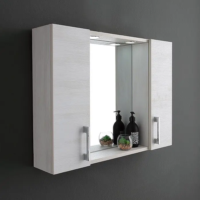 Kiamami Valentina LED-Spiegelschrank - B x H: 155 x 570 cm, Holz, Weiß - Heller Badezimmerspiegelschrank in Holzoptik mit zwei Seitenfächern und integrierter Beleuchtung. Spiegelt Seifenspender und Pflanzen wider.
