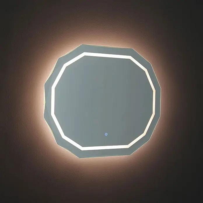 Kiamami Valentina Lichtspiegel - 0,02 x 710 cm, Farblos - Beleuchteter achteckiger Spiegel mit integriertem LED-Licht, der ein warmes Leuchten an einer dunklen Wand erzeugt. Mit Berührungssensor.