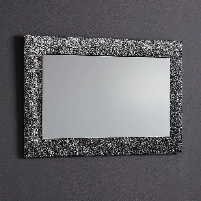 Kiamami Valentina Lichtspiegel - 0,02 x 620 cm, Schwarz - Rechteckiger Wandspiegel mit einem strukturierten, glitzernden dunkelgrauen Rahmen aus zerstoßenem Glas oder Glitzer.