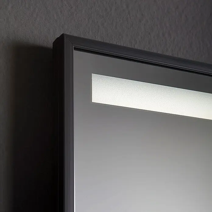 Kiamami Valentina Lichtspiegel - 20 x 800 cm, Schwarz - Dunkel gerahmter Spiegel mit integrierter LED-Lichtleiste.