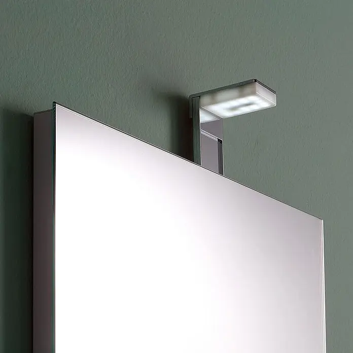 Kiamami Valentina Lichtspiegel - 20 x 700 cm, Farblos - Schlanker Spiegelschrank mit integrierter LED-Aufsatzleuchte.