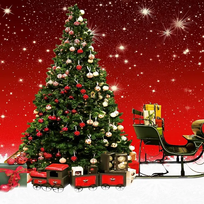 Deine Gartenwelt Nordmanntanne -  - Eine festliche Weihnachtsszene mit geschmücktem Baum, Spielzeugeisenbahn und grünem Schlitten voller Geschenke vor sternenrotem Hintergrund.