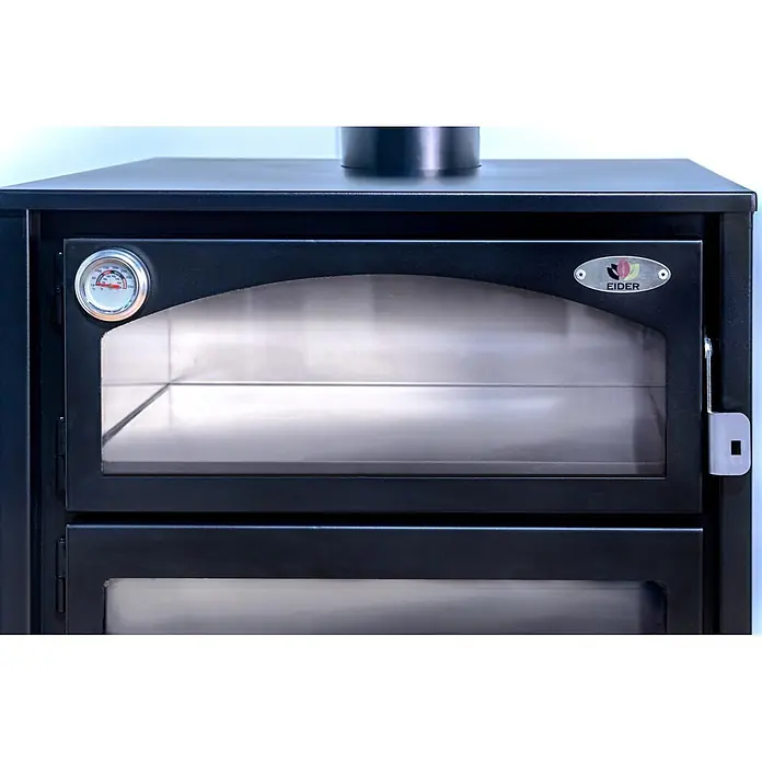 Estufa de leña Aston con horno - 10,2 kW - 13,1 kW, Volumen de calefacción: 225 m³, Negro - Horno de pizza de metal negro con puerta de cristal, termómetro integrado y logo de la marca EIDER.