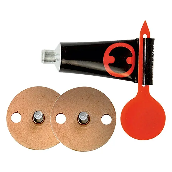 Tesa Befestigungskit BK177-2 - Kleben, 2 -tlg. - Ein Set zur Reparatur von Autorückspiegeln mit Klebstoff, Montageplatten und einem Aktivator für eine schnelle und einfache Reparatur.