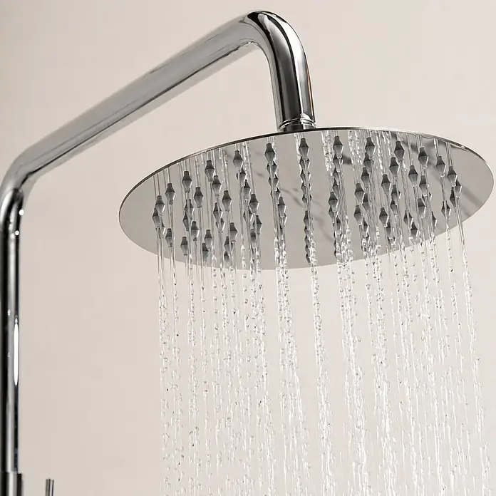 LOMAZOO Thermostat-Duschsystem Ariel mit Regendusche Edelstahl Chrom -  - Verchromter Regenduschkopf, aus dem Wasser strömt.