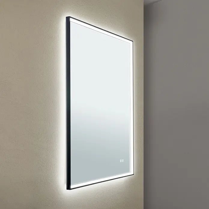 Orion Leuchten Lichtspiegel - 70 x 90 cm, Schalter - Rechteckiger, schwarz gerahmter LED-Hintergrundbeleuchtungsspiegel mit Touch-Bedienelementen.