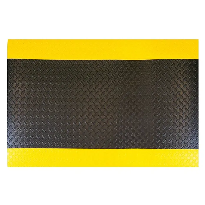 Proregal Gummimatte Anti-Ermüdungsmatte COMFORT PLUS 122x200cm Schwarz/Gelb - 200 x 122 cm, Schwarz/Gelb - Schwarze Anti-Ermüdungsmatte mit Riffelblechmuster und leuchtend gelben Sicherheitsrändern.