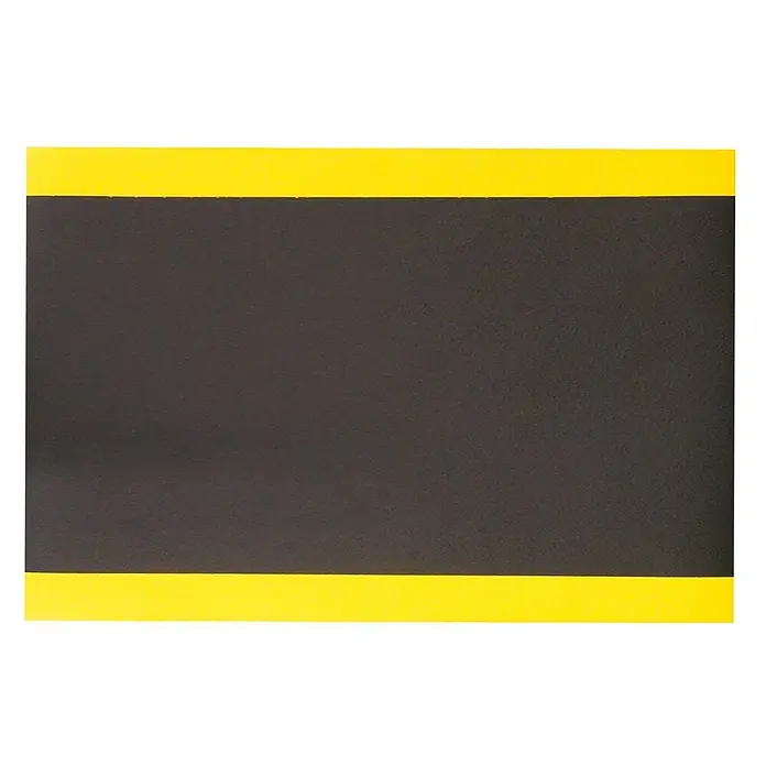 PROREGAL Anti-Ermüdungsmatte COMFORT bis 3 Std. Steharbeit mit rutschfester Oberfläche,BxL 60x91 cm, Stärke 0,95 cm, Vinylschaum Schwarz/Gelb, Stehmatte Steharbeitsplätze Arbeitsplatzmatte Ergonomisch leichte Reinigung Fußmatte Stehkomfort -  - Dunkelgraue rechteckige Fläche mit gelben Bändern oben und unten.